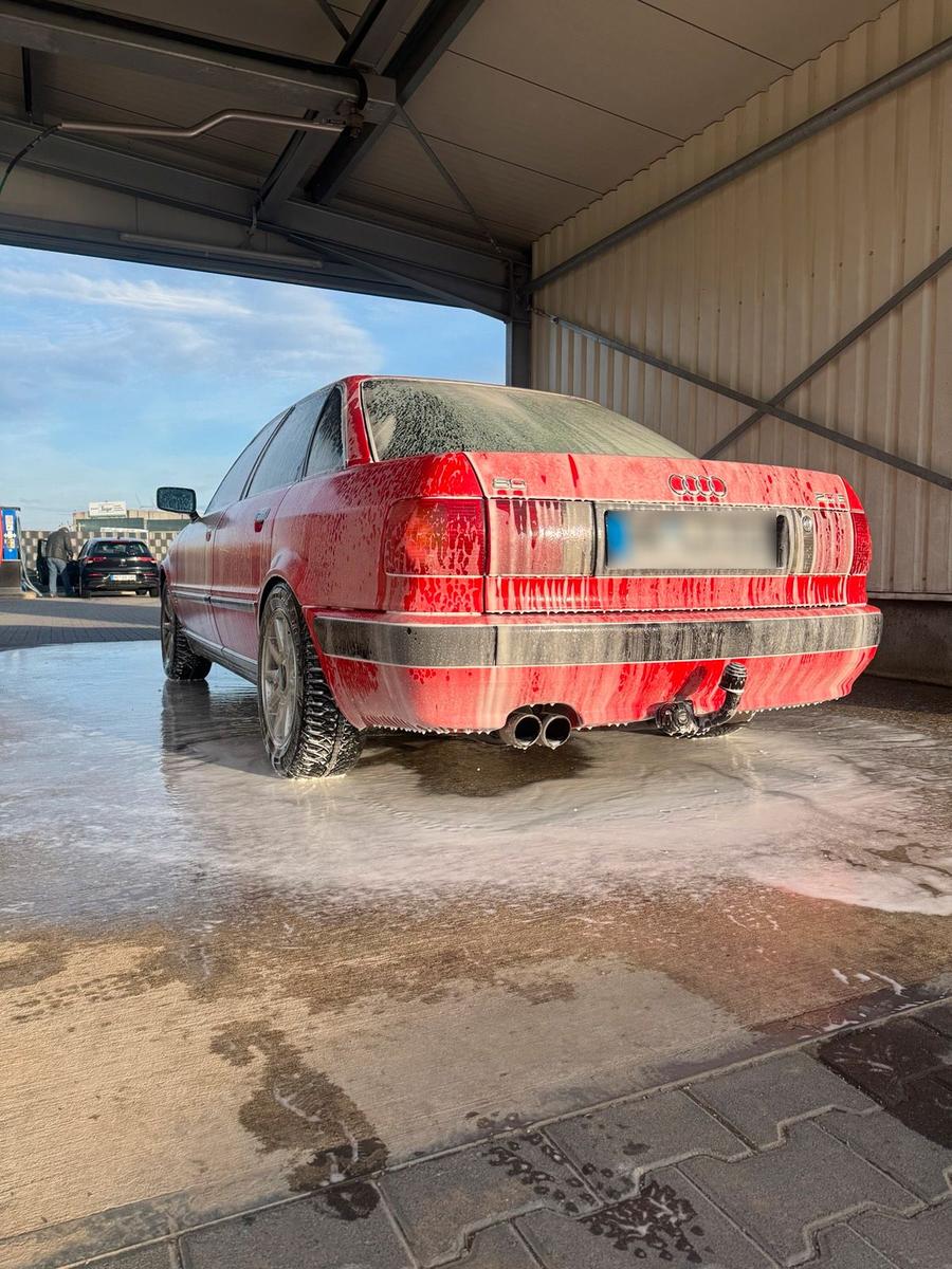 Audi 80