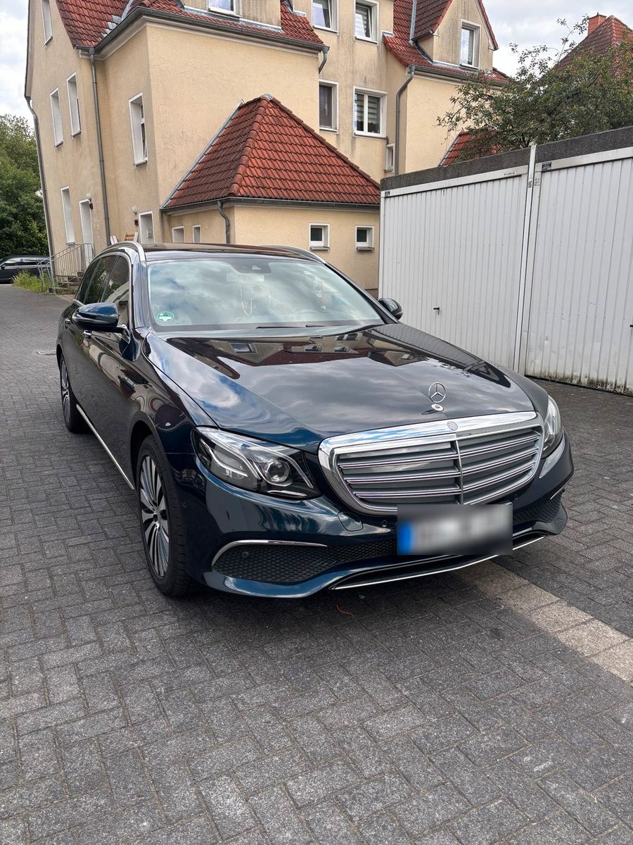 MERCEDES-BENZ Mercedes Benz E 220d, W213T Modell, Exclus...