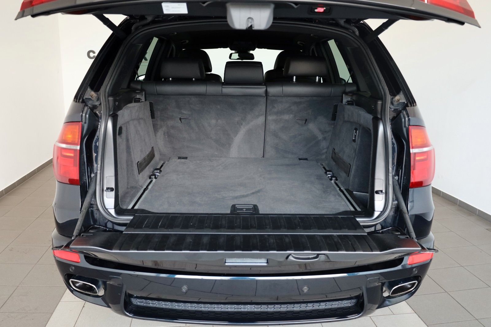 Fahrzeugabbildung BMW X5 xDrive40d,Edition M Sport,HUD,Kamera,Stand+WR