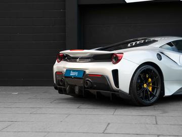 صورة 4 لـ 2019 Ferrari 488 PISTA
