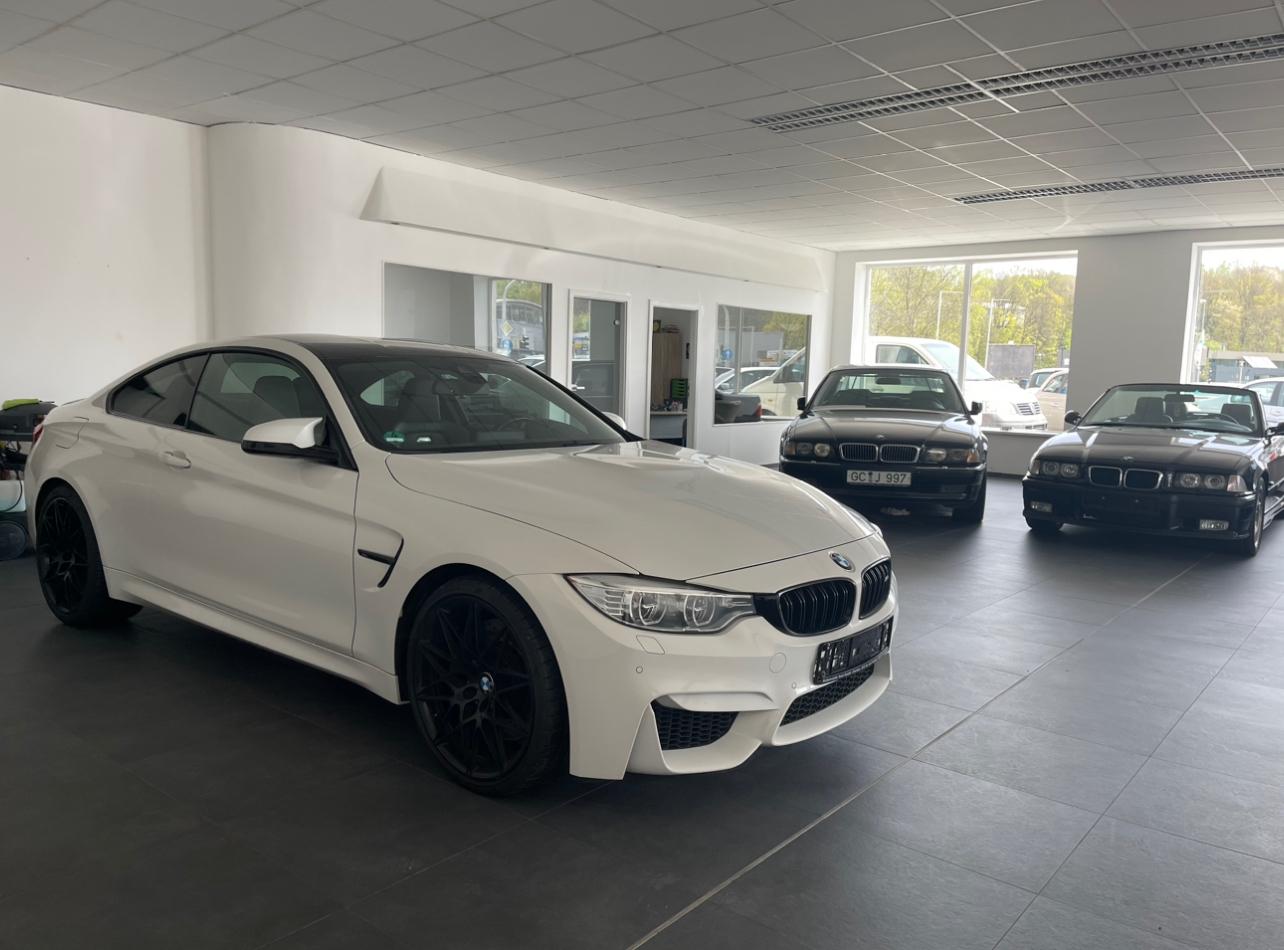showroom-image-main
