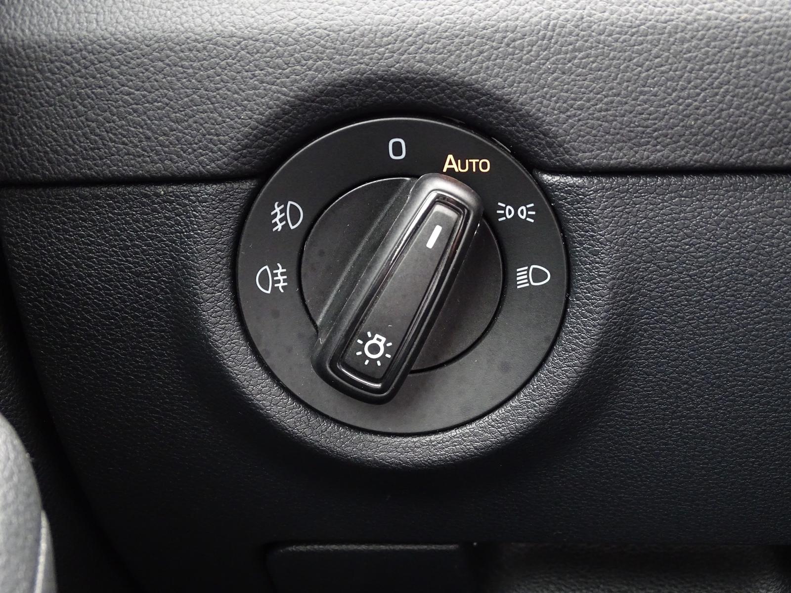 Skoda Octavia Combi 1.4TSI Style LED DCC Memory Canton