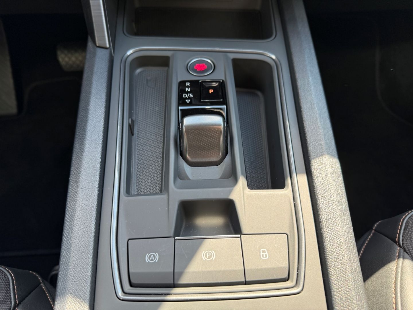 CUPRA Leon Sportstourer 2.0 TSI Garantie 4/29 Carplay - Image 14
