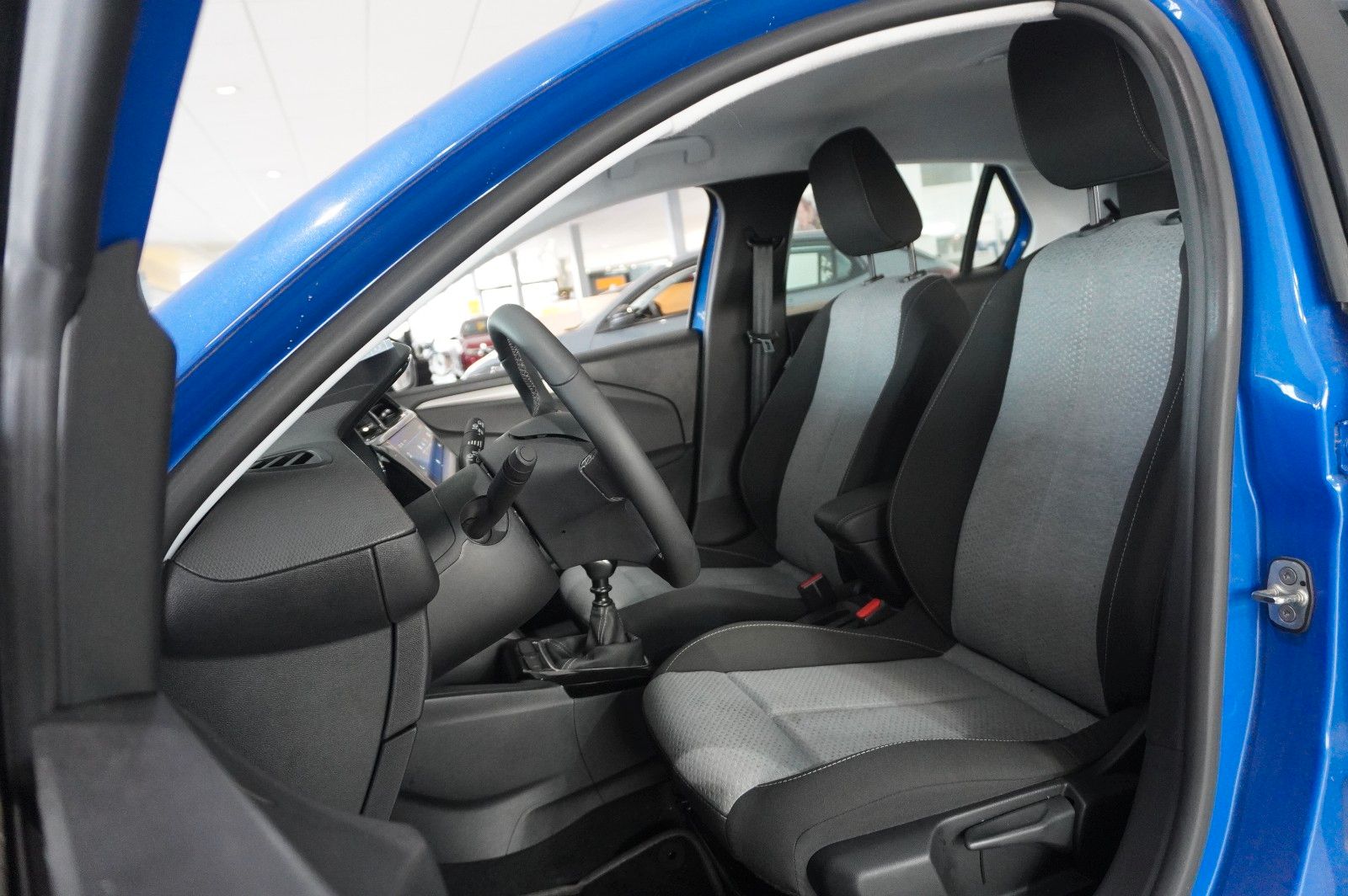 Fahrzeugabbildung Opel Corsa F 1.2 FACELIFT NAVI/LED/KAMERA/VIRTU./DAB+