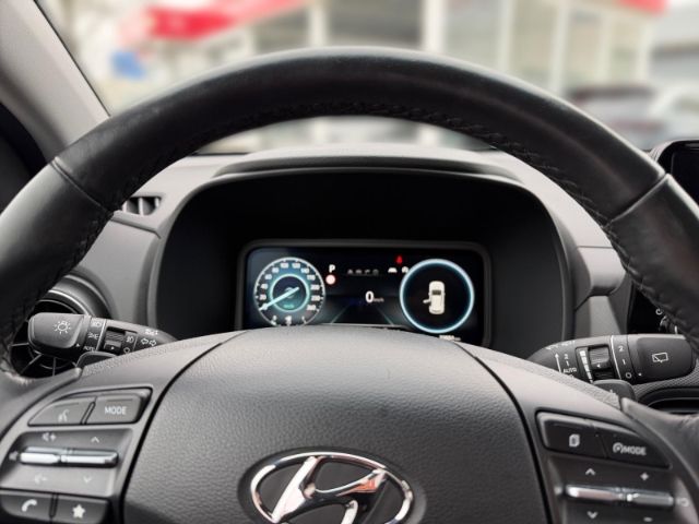 Fahrzeugabbildung Hyundai KONA Prime HUD Navi Digitales Cockpit Soundsyste