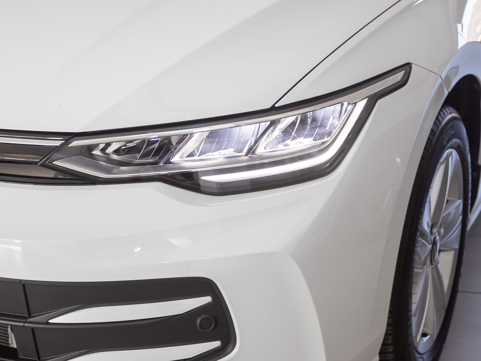 Volkswagen Golf - Bild 9