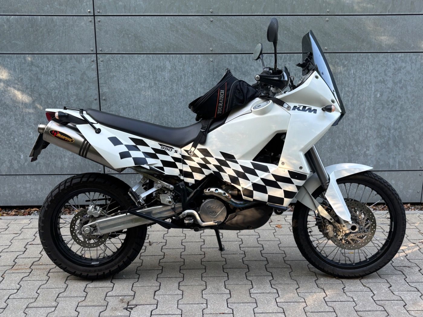 Fahrzeugabbildung KTM 950 ADVENTURE S