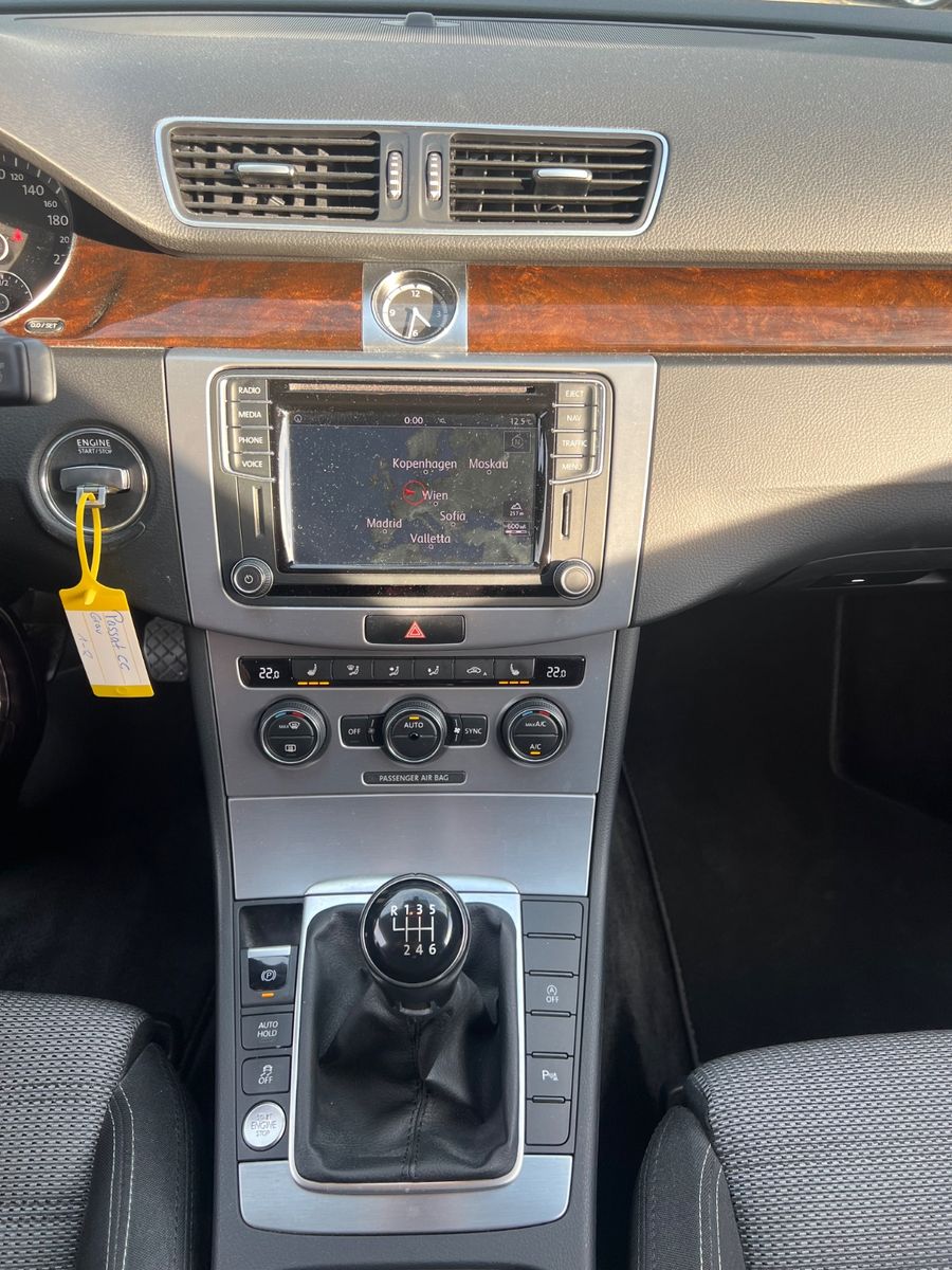 Fahrzeugabbildung Volkswagen Passat CC 2.0 TDI *KEYLESS*LED*KAMERA*NAVI*