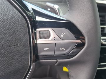 Peugeot 2008 Allure PT 130 EAT8 Carplay+SHZ+PDC+LED+LM