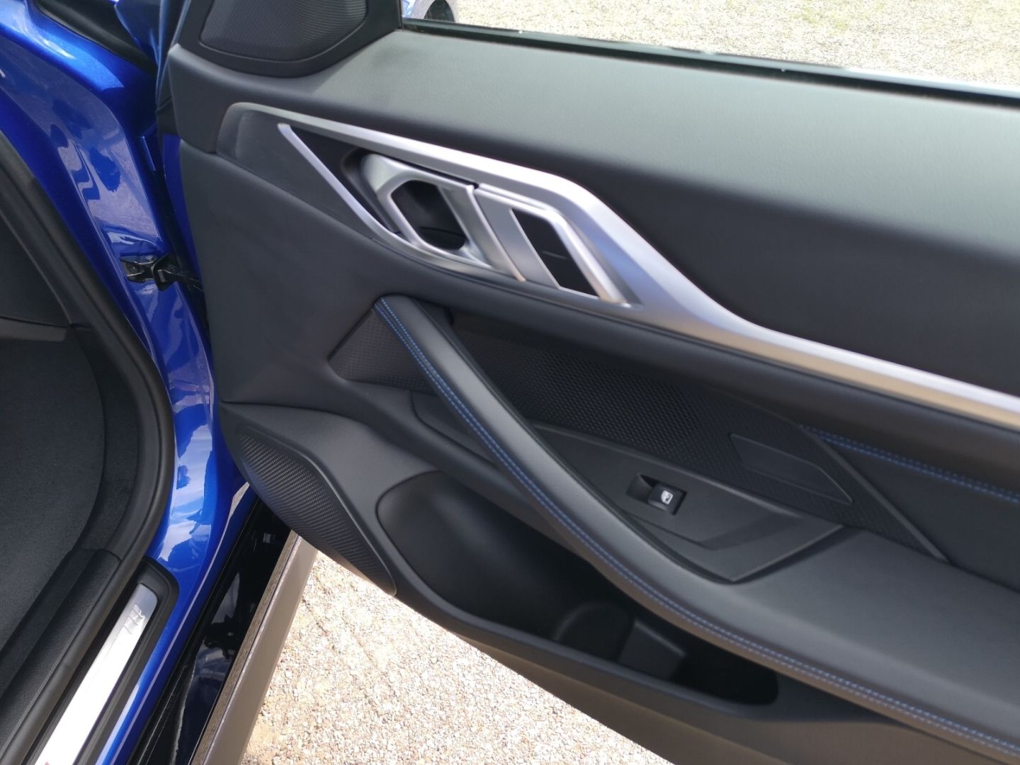 BMW i4 eDrive 40 M Sport LASER KLIMAAUTO NAVI SHZ foto 19