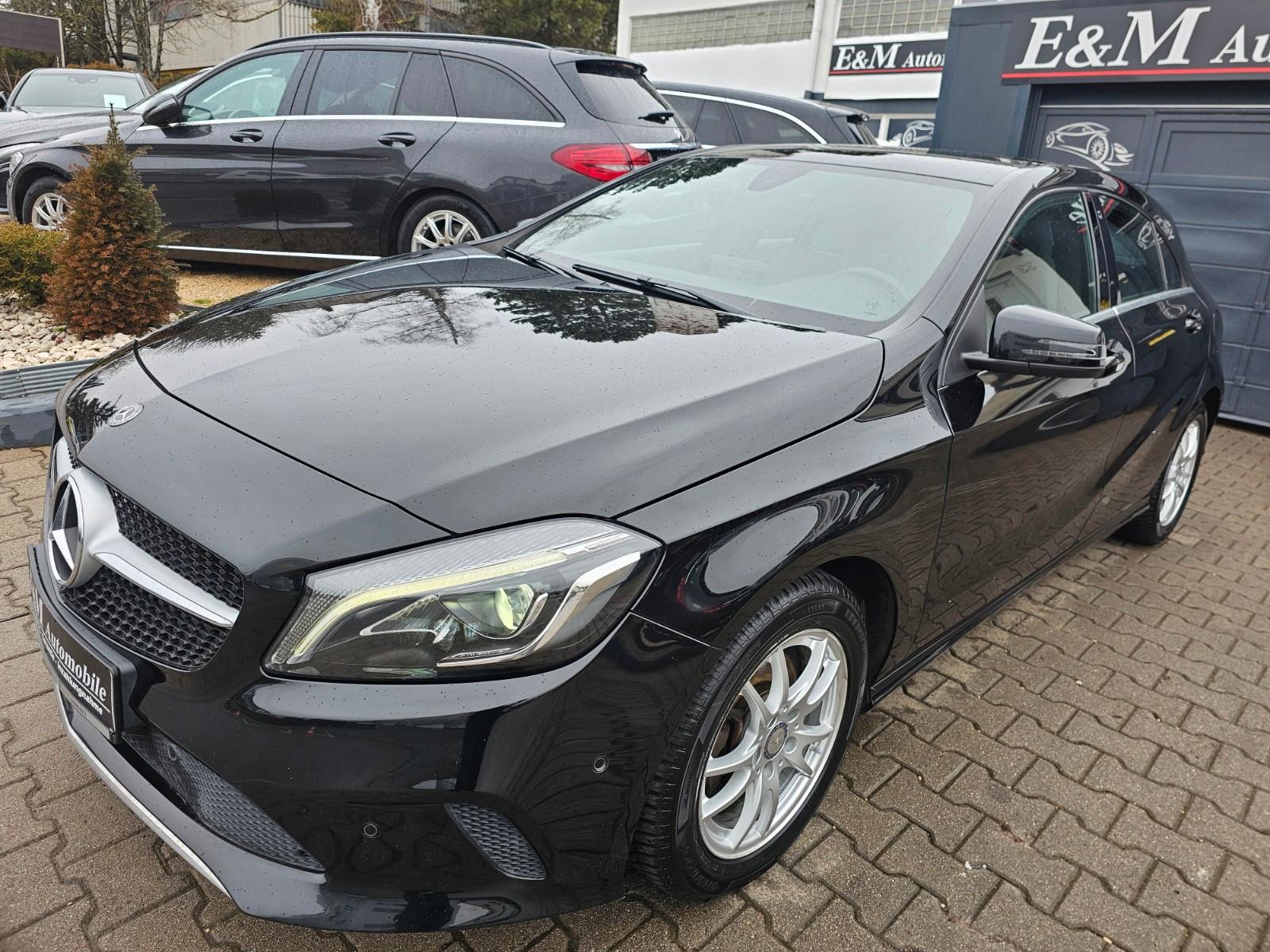 Mercedes-Benz A 180BlueEfficiency*NAVI*LEDER*XENON*LED*PDC*SHZ