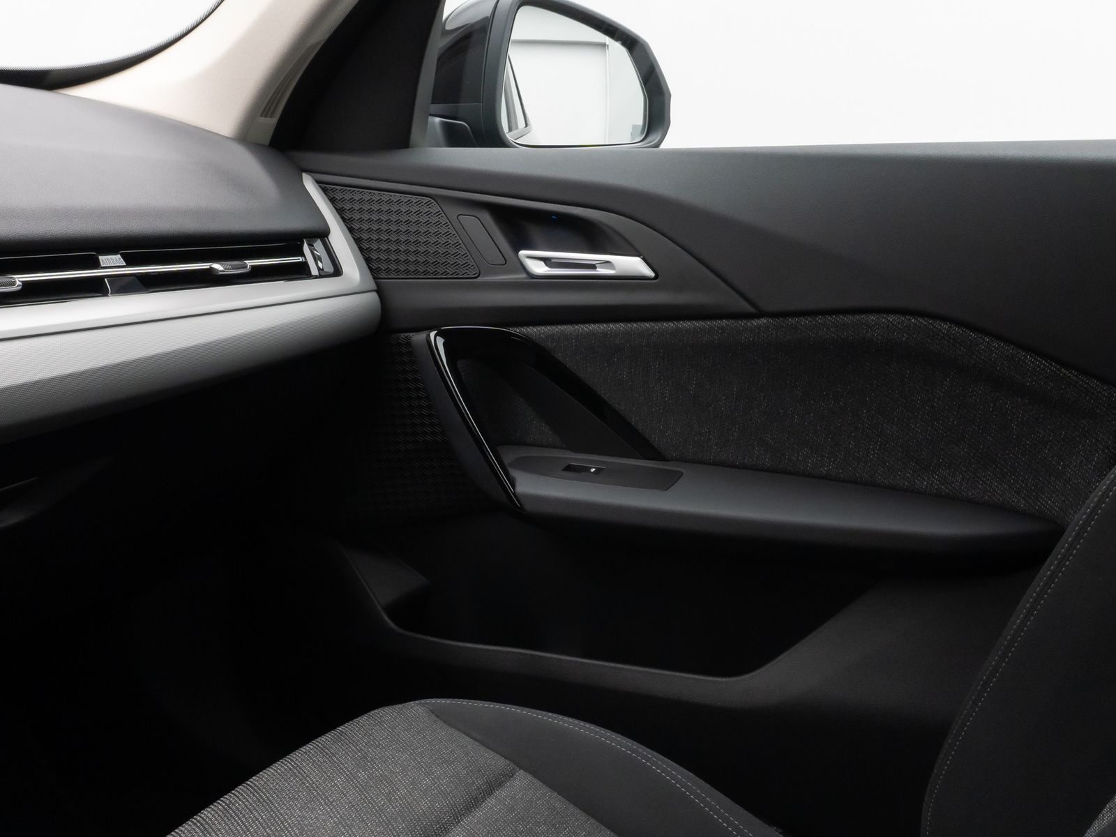 Fahrzeugabbildung BMW X1 sD18i Kamera DAB Fernlichtassist Komfort AHK