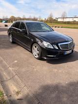Mercedes-Benz 300 TÜV Neu - Mercedes-Benz 300 mit Panoramadach