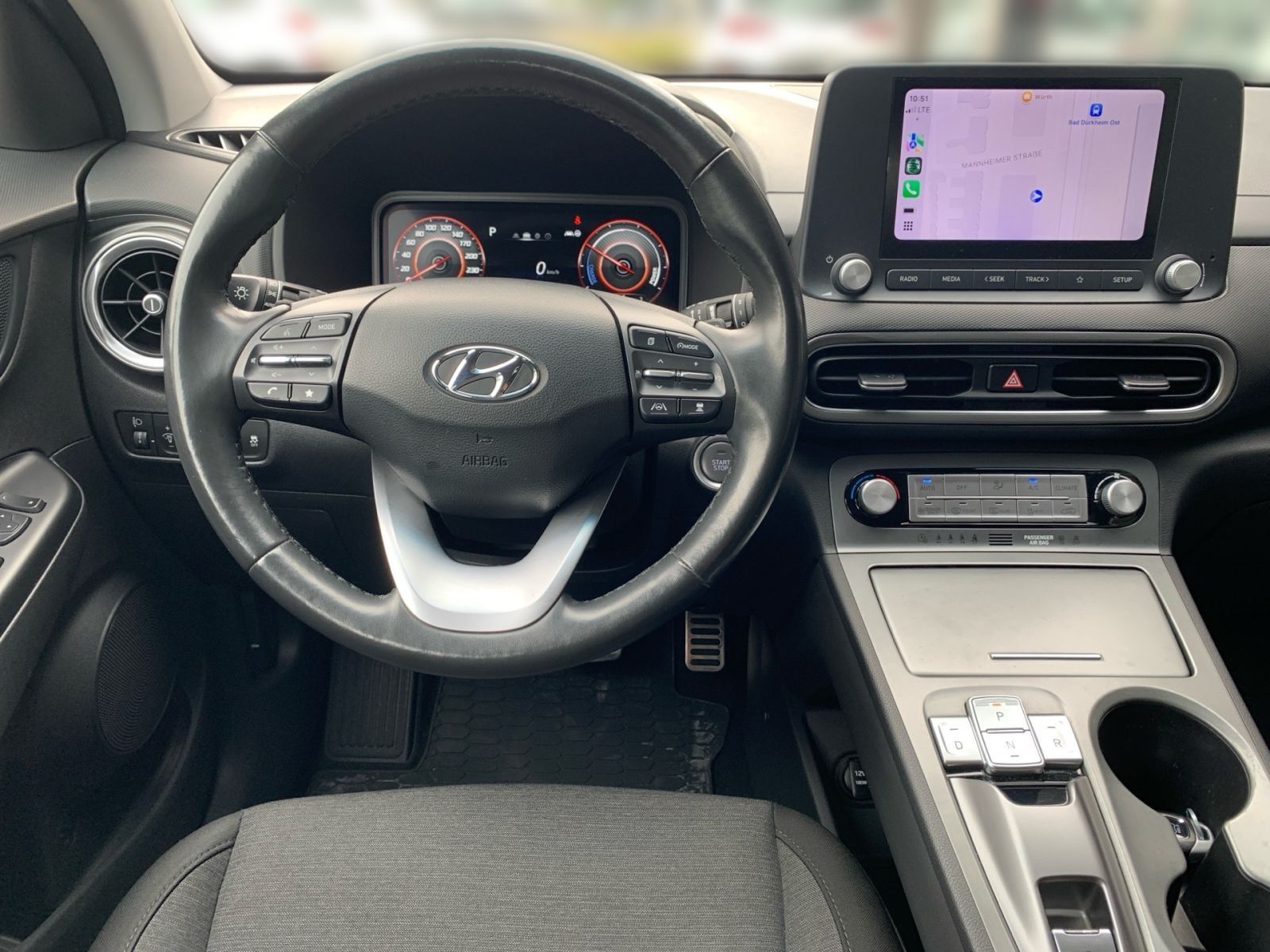 Fahrzeugabbildung Hyundai KONA Select Elektro 11 kW OBC Sitzheizung