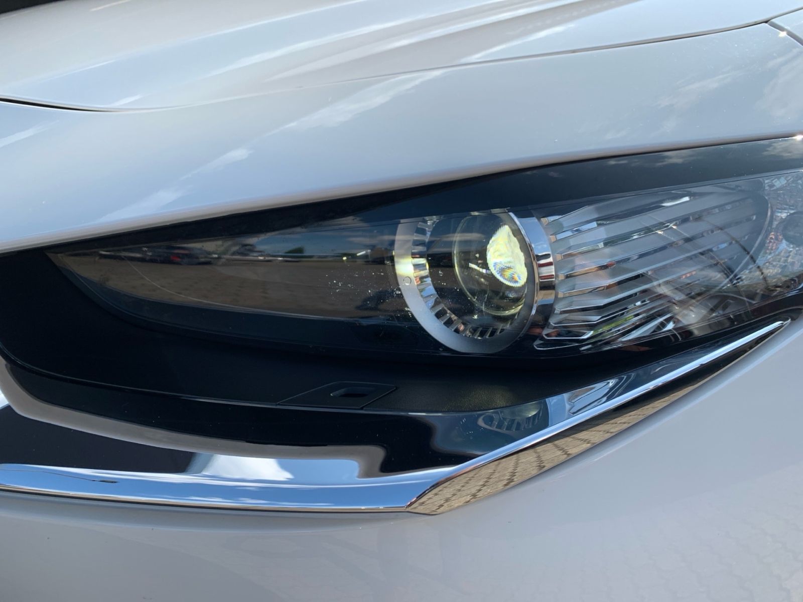 Fahrzeugabbildung Mazda CX-30 2.0 SKYACTIV-G M Hybrid Selection Navi
