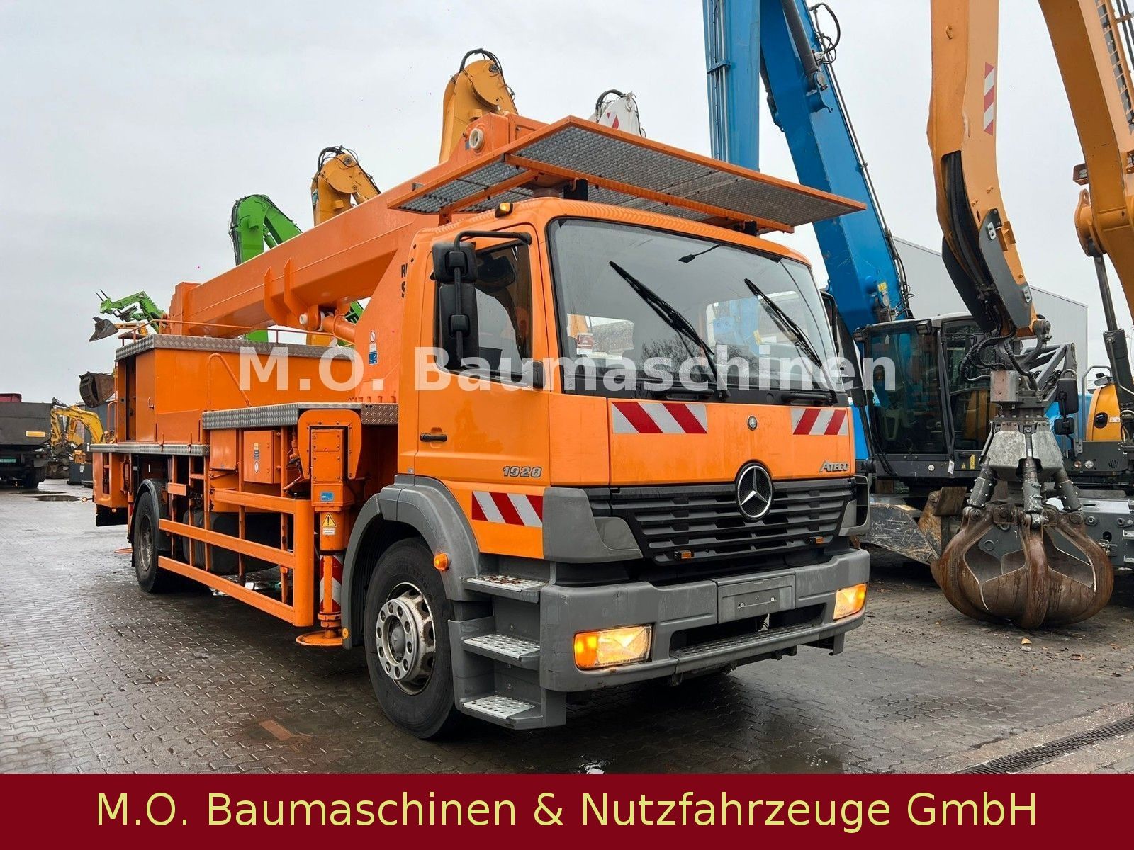 Fahrzeugabbildung Mercedes-Benz Atego 1928 / Ruthmann T 435 / 45 m Arbeitsbühne