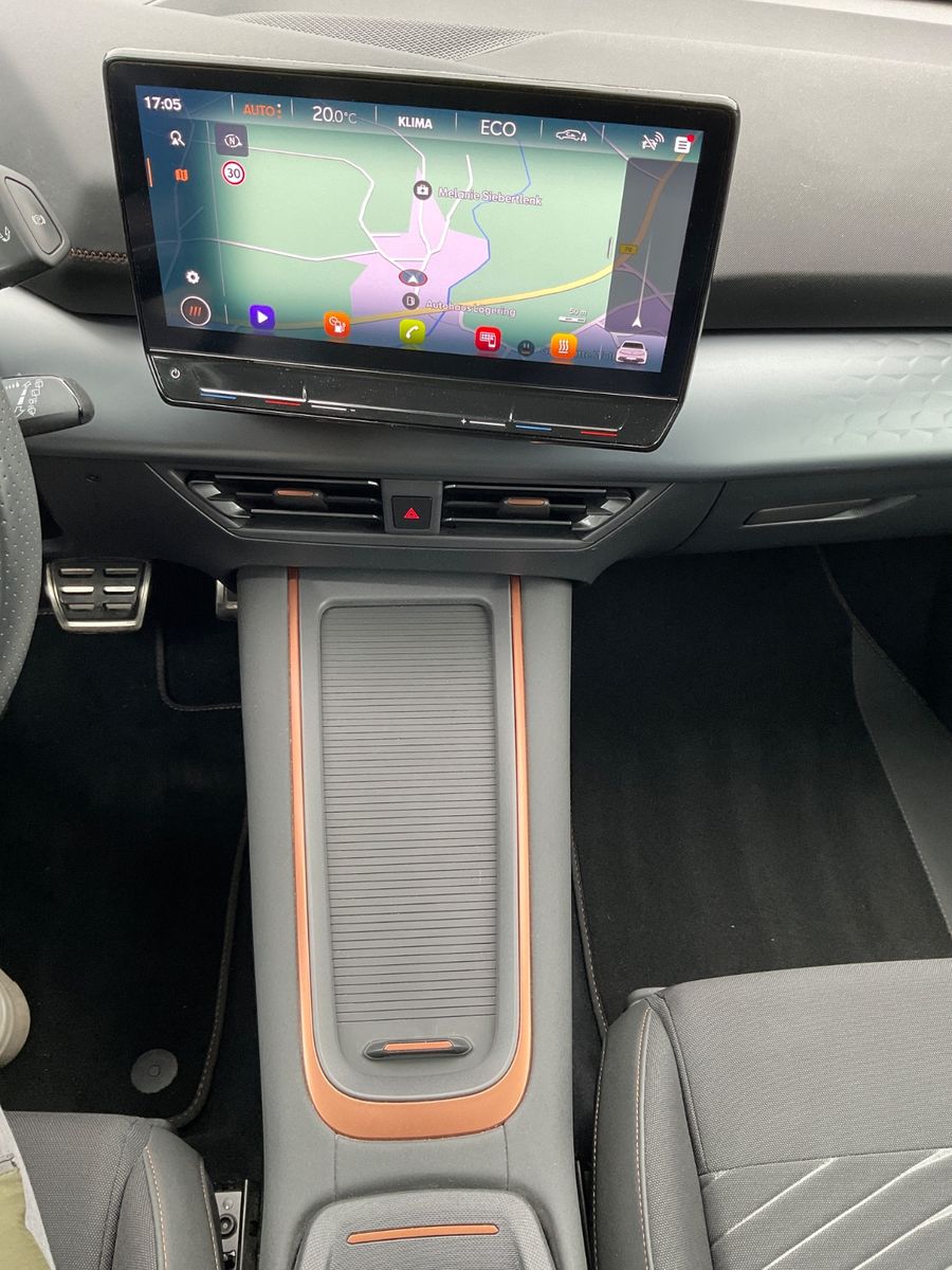 Fahrzeugabbildung CUPRA Born 58 kWh 150 kW,Kamera,LED,Navi,Carplay,Spur