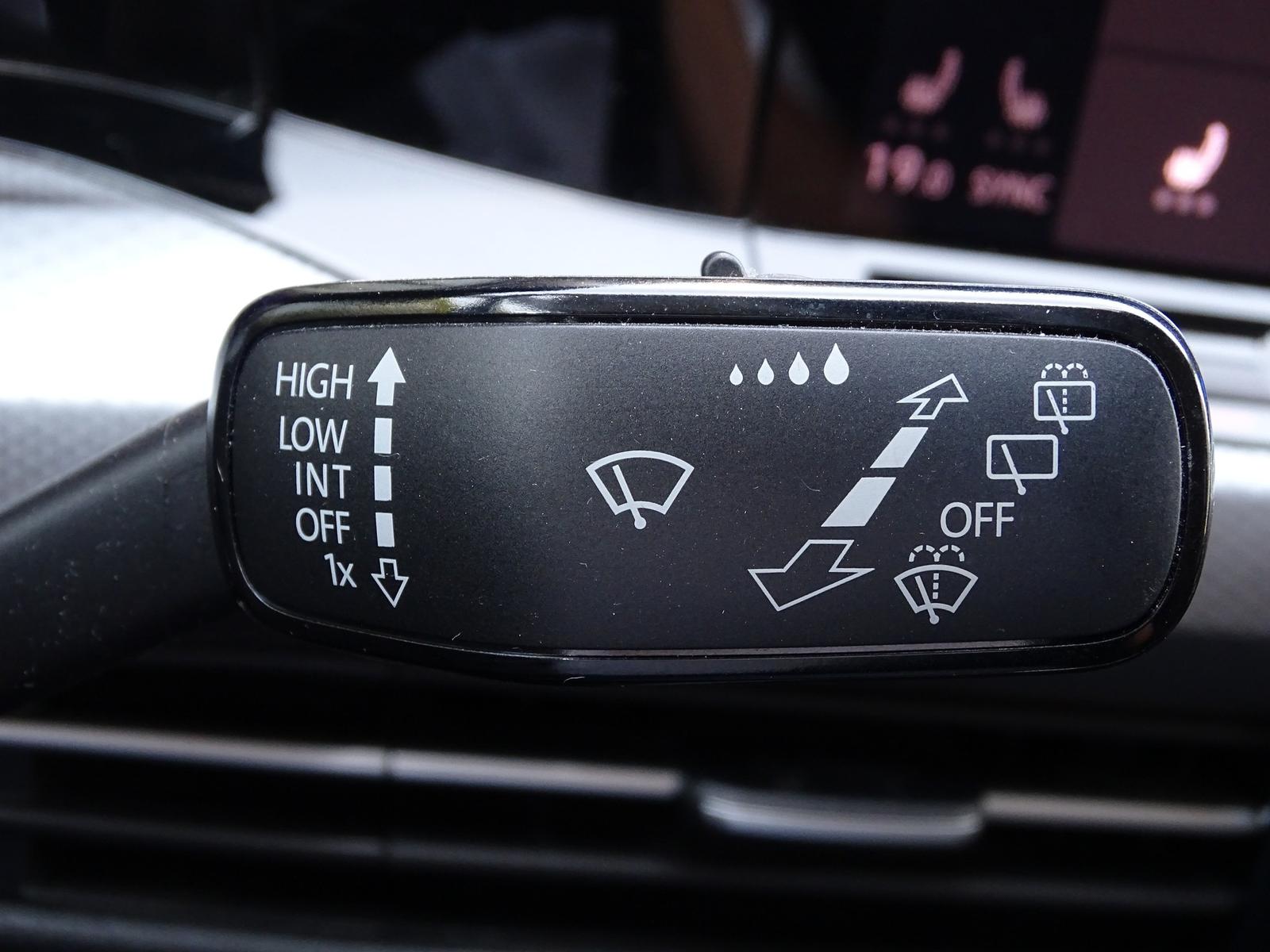 Volkswagen Golf VIII 1.0 Active LED Navi ACC Android Apple, миниатюра 18