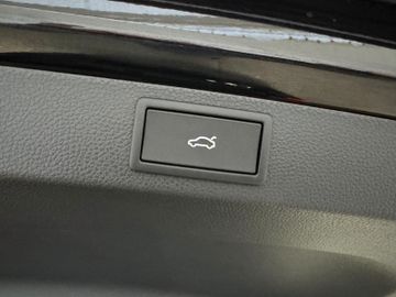 Skoda Karoq Sportline 1.5 AHK*Pano*19 Zoll*Matrix