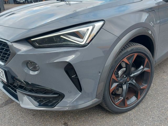 Formentor VZ 1.4 e-Hybrid DSG Navi Pano AHK LED