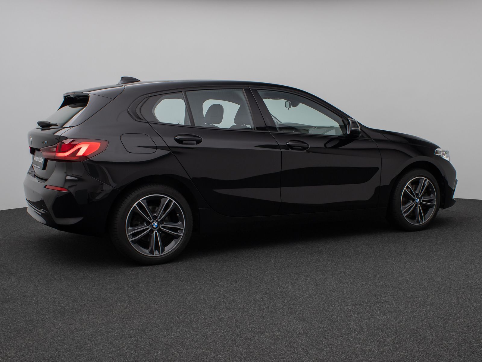 Fahrzeugabbildung BMW 118i Sport Line Kamera DAB HiFi Lenkrhzg Sport