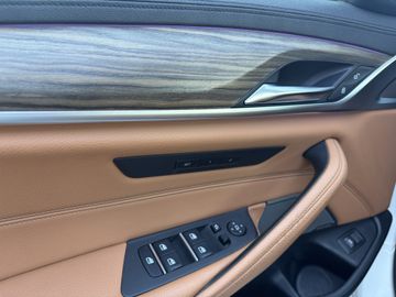 BMW 530 - 11