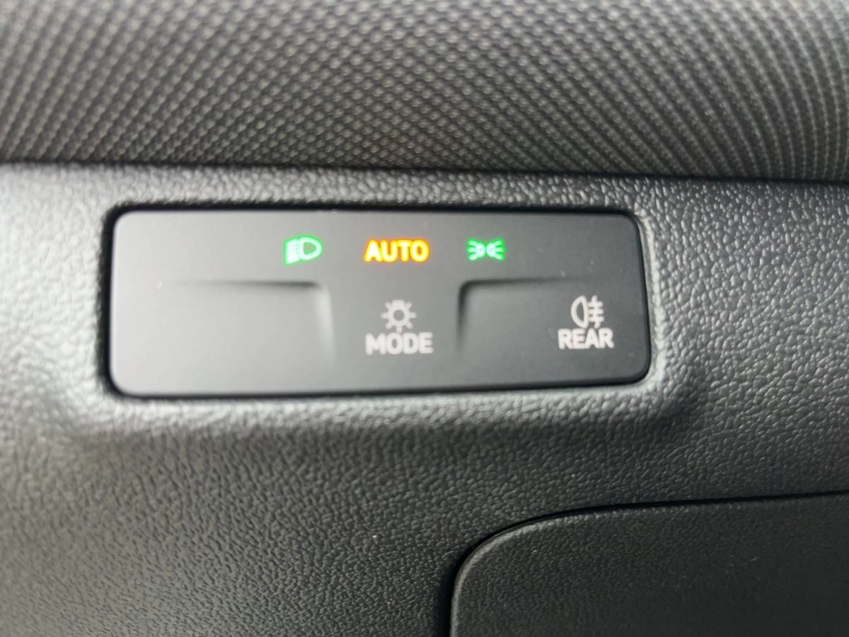 Volkswagen T-Roc - Bild 17