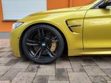 BMW M4 Coupé M4 Voll,1.Hand, Unfallfrei, kein Tuning - BMW: M Tuning