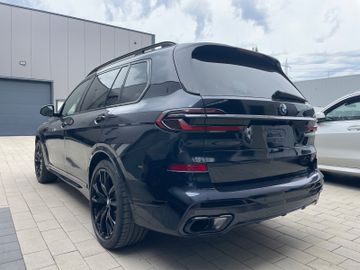 BMW X7 - 4