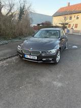 BMW 320i F30 - BMW 320: F30
