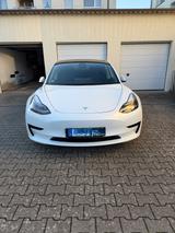 Tesla Model 3 Standard-Reichweite Plus - Hinterrad...
