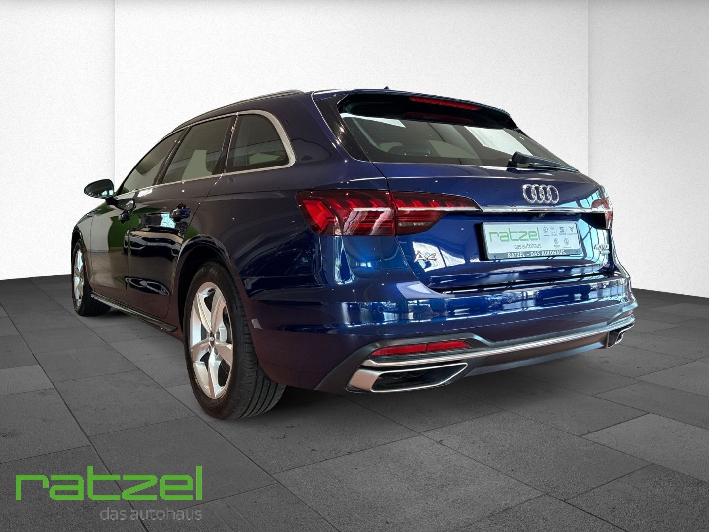 Fahrzeugabbildung Audi A4 Avant 40 2.0 TDI quattro advanced AHK+Navi Me