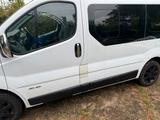 Renault Auto renault - Renault Clio aus 2005 mit Diesel-Antrieb