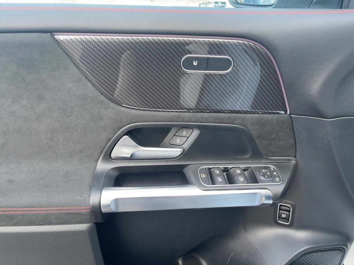 Fahrzeugabbildung Mercedes-Benz GLB 200 d AMG/Night/Kamera/AHK