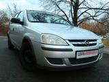 Opel Corsa C Basis - Opel Corsa aus 2003 mit Diesel-Antrieb