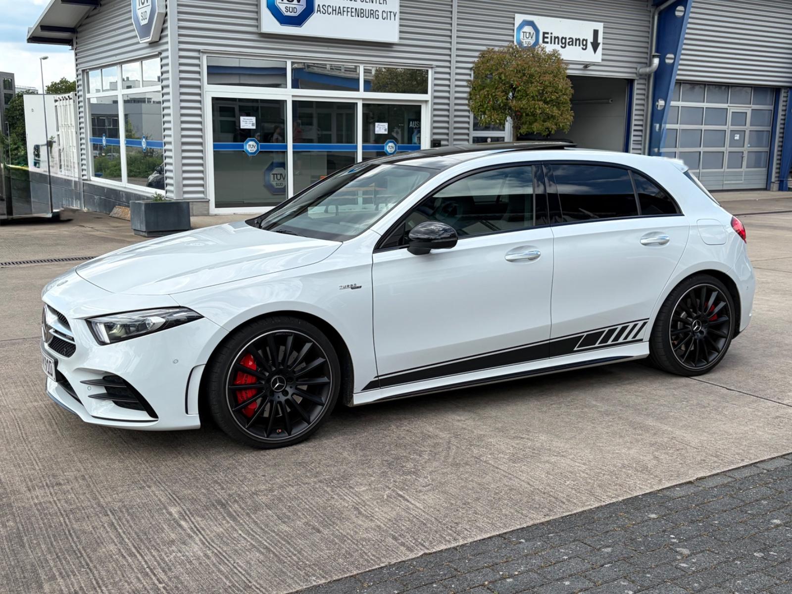 Mercedes-Benz A 35 AMG 4M PANO/BURMESTER/KAMERA/19"ALU