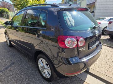Volkswagen Golf - 5