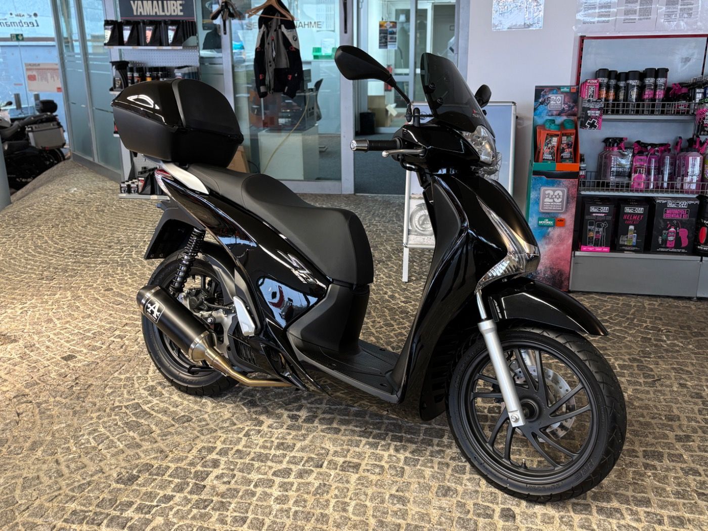 Fahrzeugabbildung Honda SH 125 i sehr gepflegt,