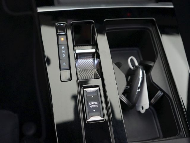 Astra L ST ULTIMATE PHEV AT+LED PIXEL MATRIX+NAV