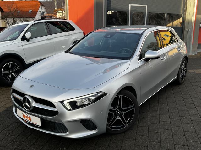 Mercedes-Benz A -Klasse A 220*NAVI*LED*LEDER*MBUX*