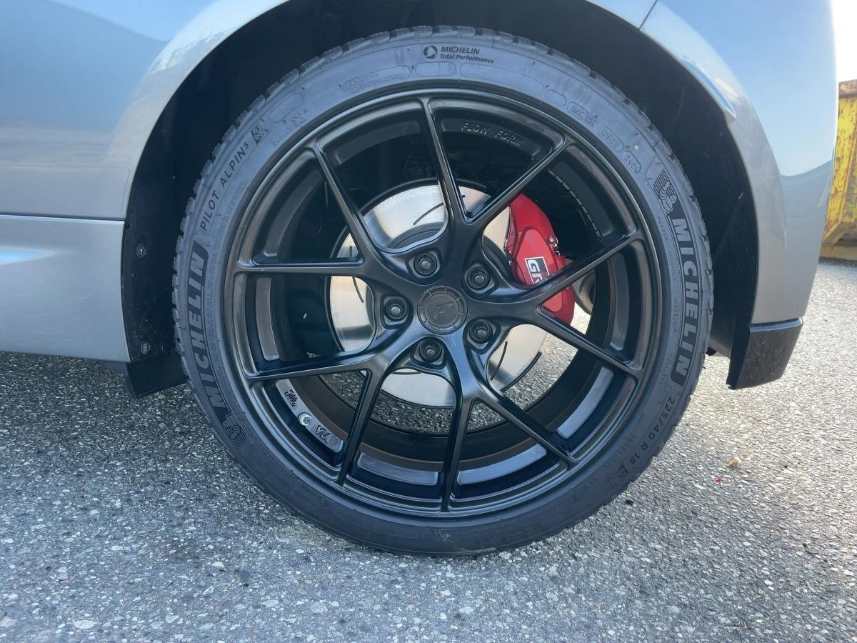 Toyota GR Yaris 1.6 Turbo GR 4x4 +JR-FELGEN+8-FACH+WINT