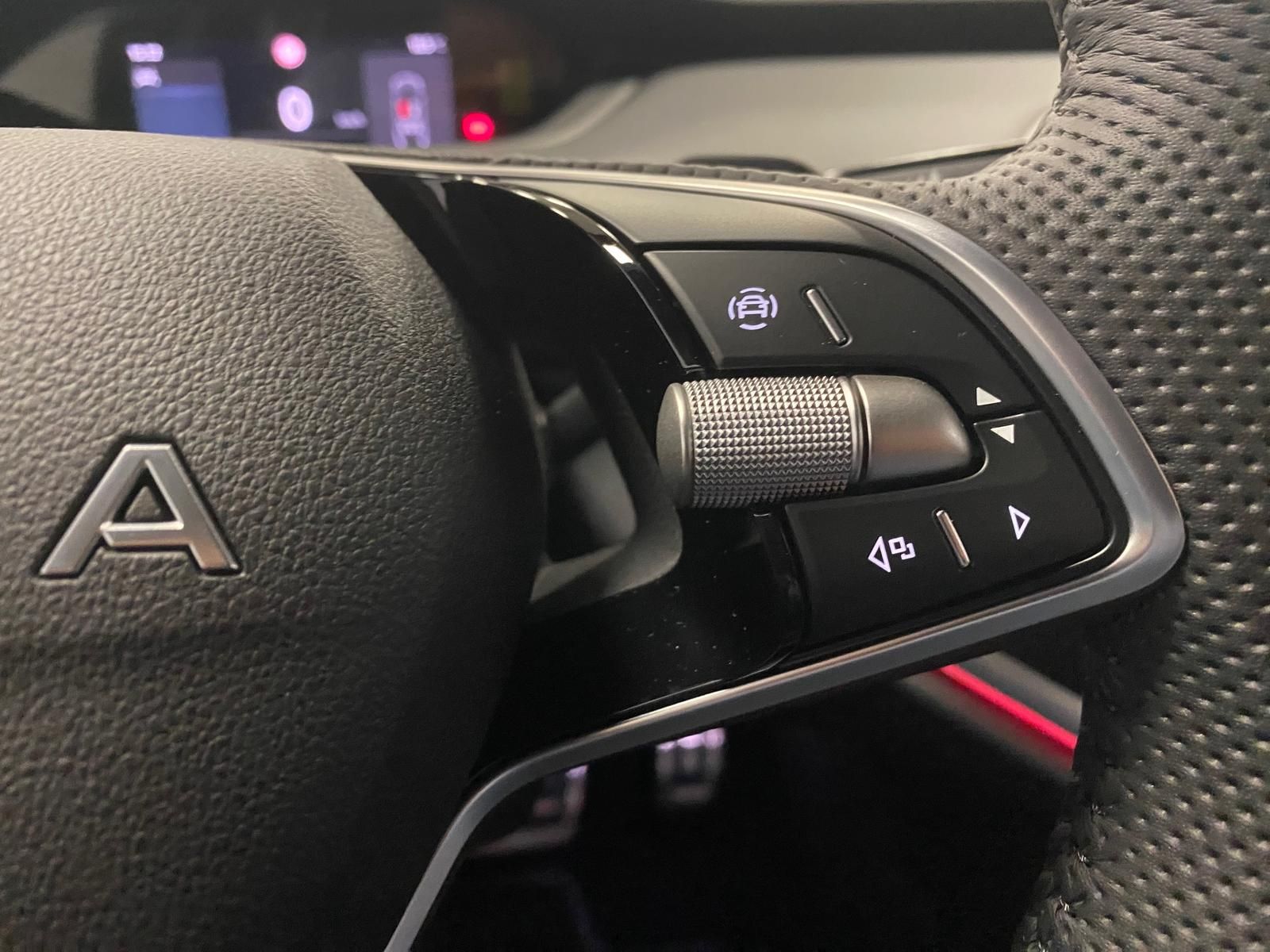 Fahrzeugabbildung SKODA Elroq 60 Sportline+ACC+Kamera+NAVI+4xSITZHEIZUNG