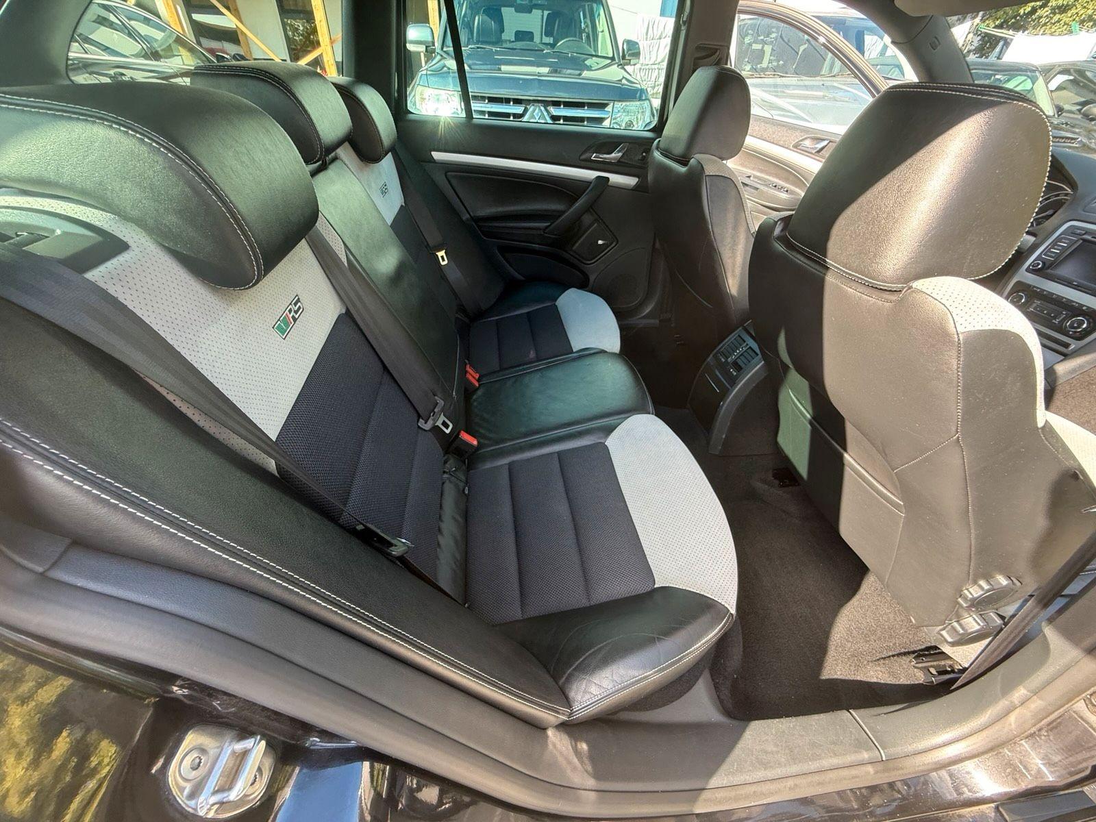 Skoda Octavia 2011 — photo 11