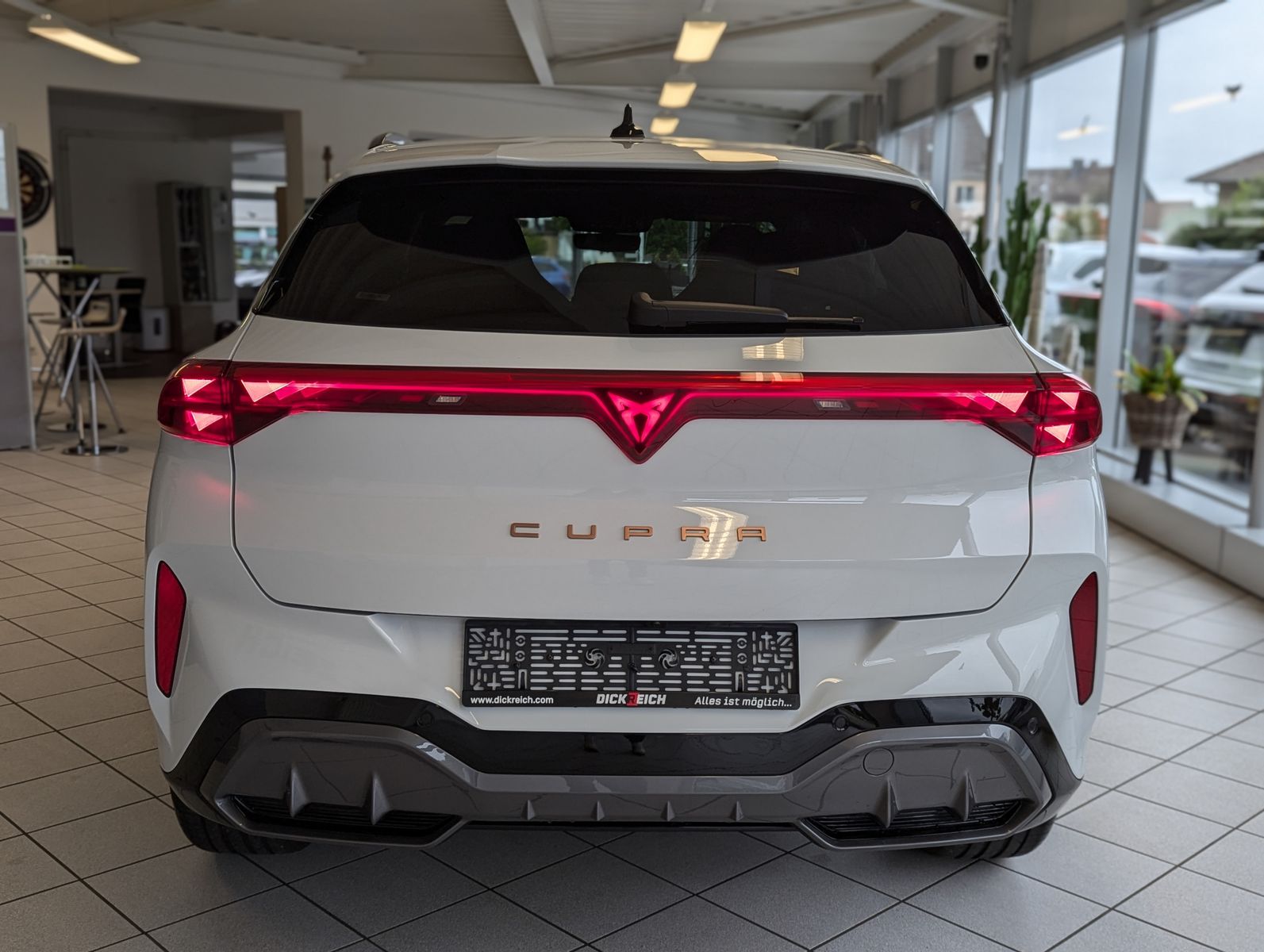 CUPRA Terramar 1.5eTSI HUD DCC Matrix Pano Sennh. 20" - Image 6