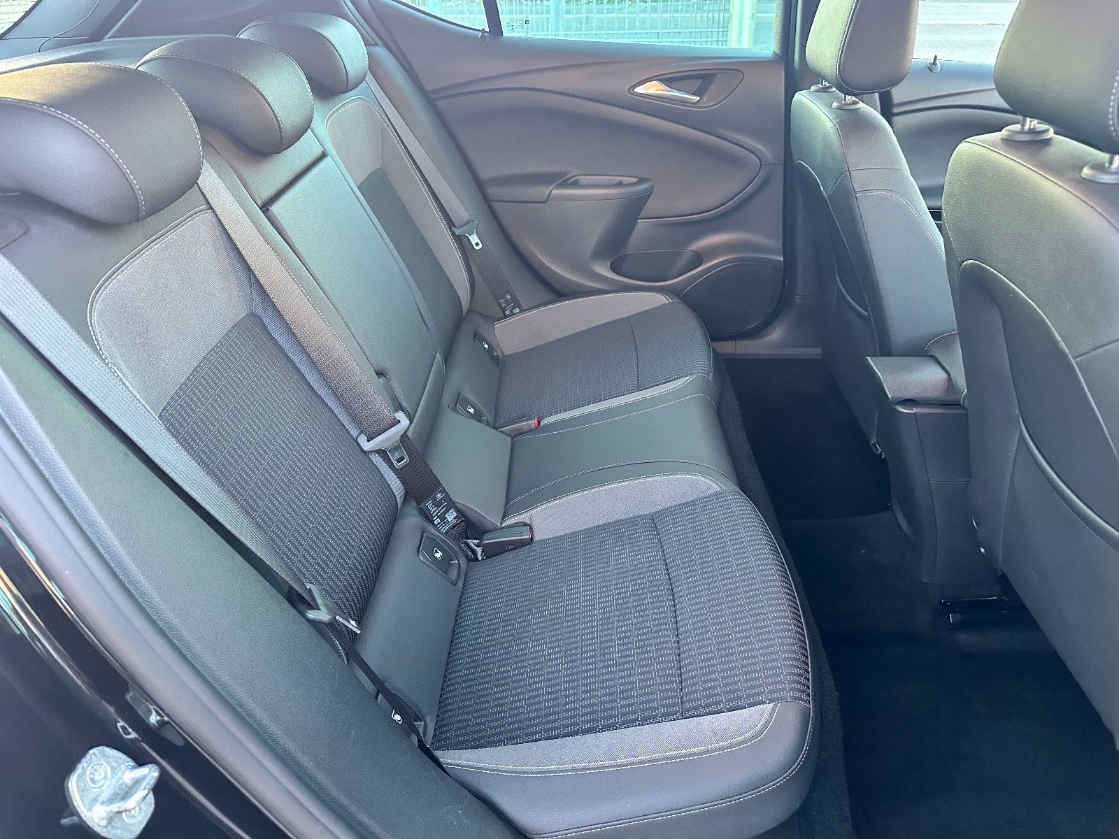 Fahrzeugabbildung Opel ASTRA K ELEGANCE*MOD.2022+LED+KAMERA+NAVI*