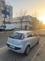 Fiat Punto Evo 1.4L77PS|PDC|Start&Stopp|ZahnriemenNEU - Fiat Grande Punto: Evo