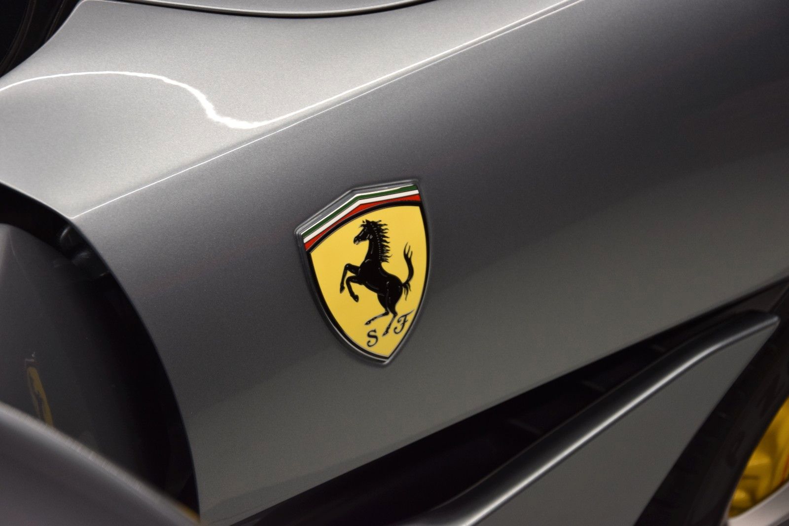 Fahrzeugabbildung Ferrari Portofino ACC Kamera Display Garantie  ADAS 1.Ha