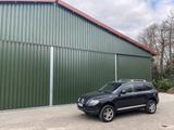 Volkswagen VW Touareg V10 5.0 - Volkswagen Touareg aus 2005: V10