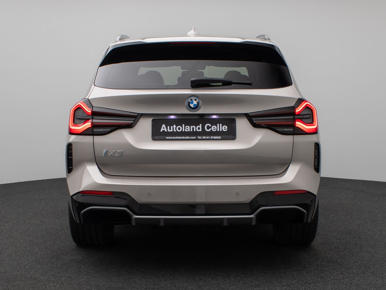 Fahrzeugabbildung BMW iX3 Impressive M Sport Panorama 360°HUD DAB H/K