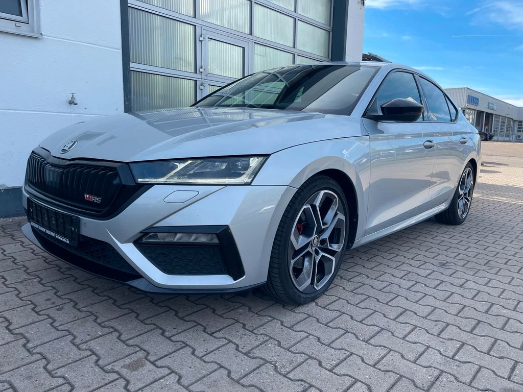 Skoda Octavia — hlavná fotografia